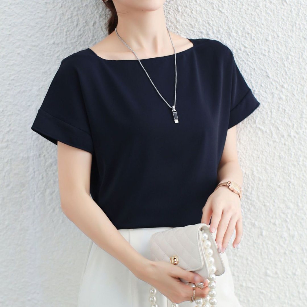 Isla Airy Curve Sleeve Blouse