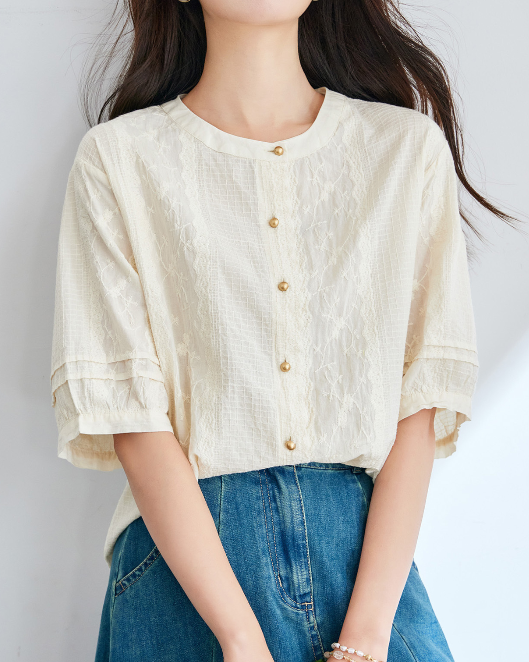 Elora Light Textured Blouse