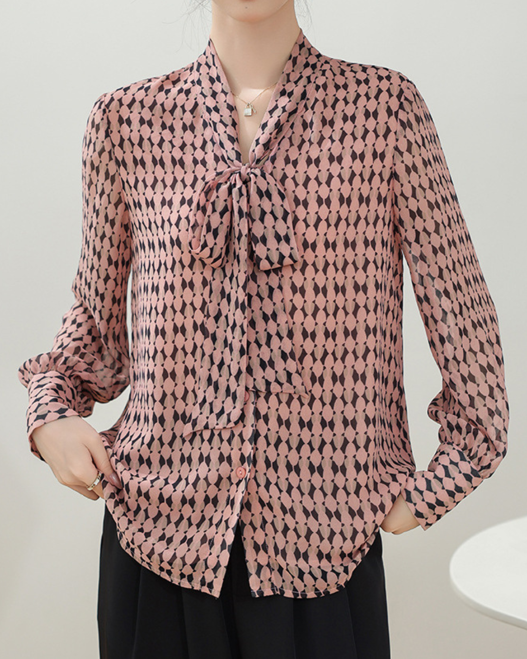 Mila Calm Geo Blouse