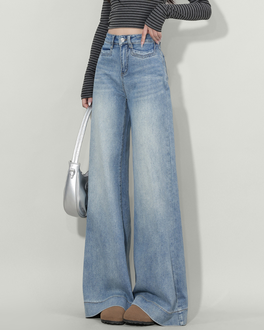Mara Ease Flare Denim Pants