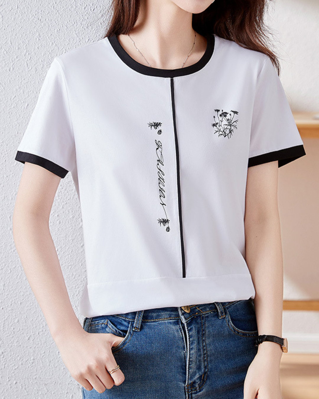 Elora Bloom Line Cotton T-Shirt