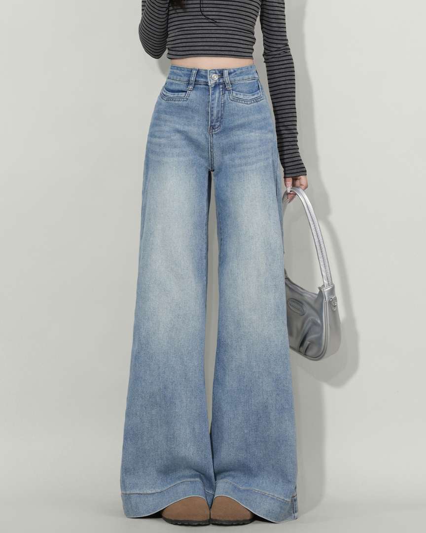 Mara Ease Flare Denim Pants