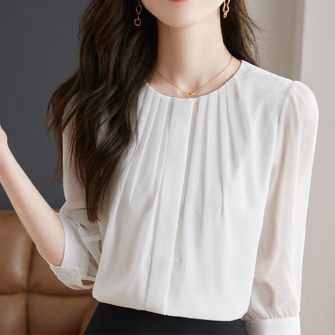 Nora Soft Curve Sleeve Blouse