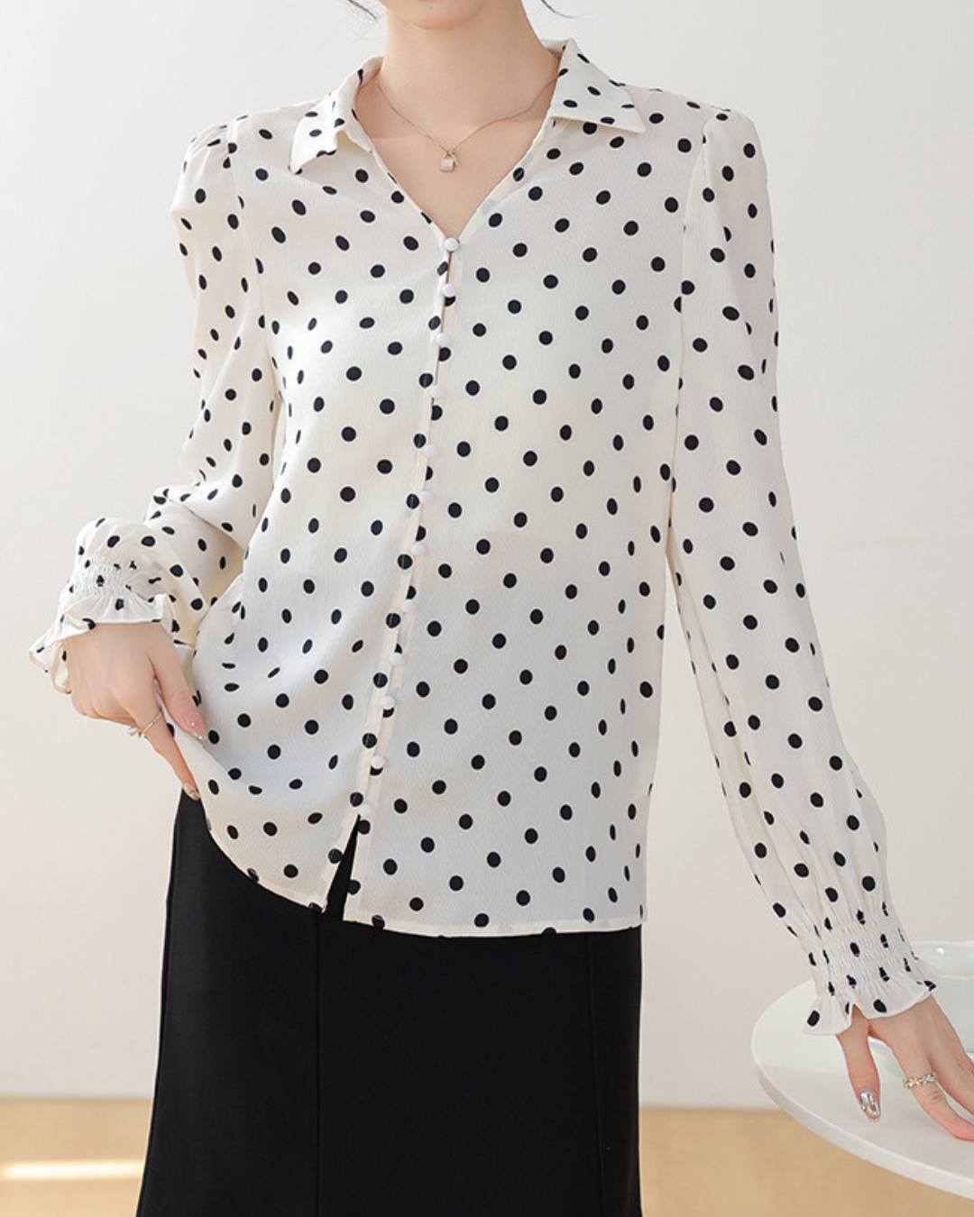 Mira Dot Soft Cuff Blouse