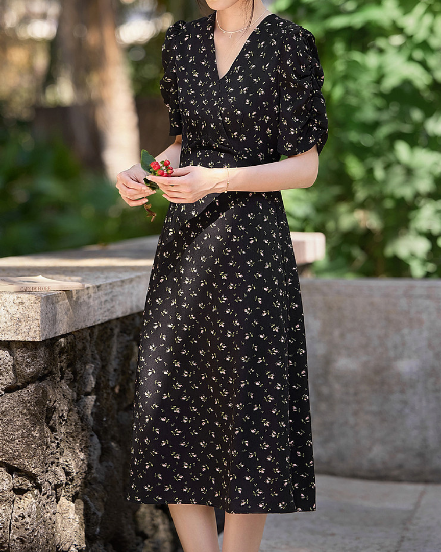 Vera Bloom Shirred Midi Dress
