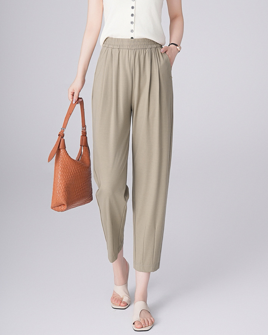 Aveline Soft Pleat Relaxed Pants