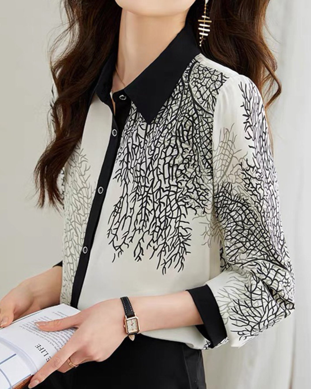 Selene Whisper Line Blouse