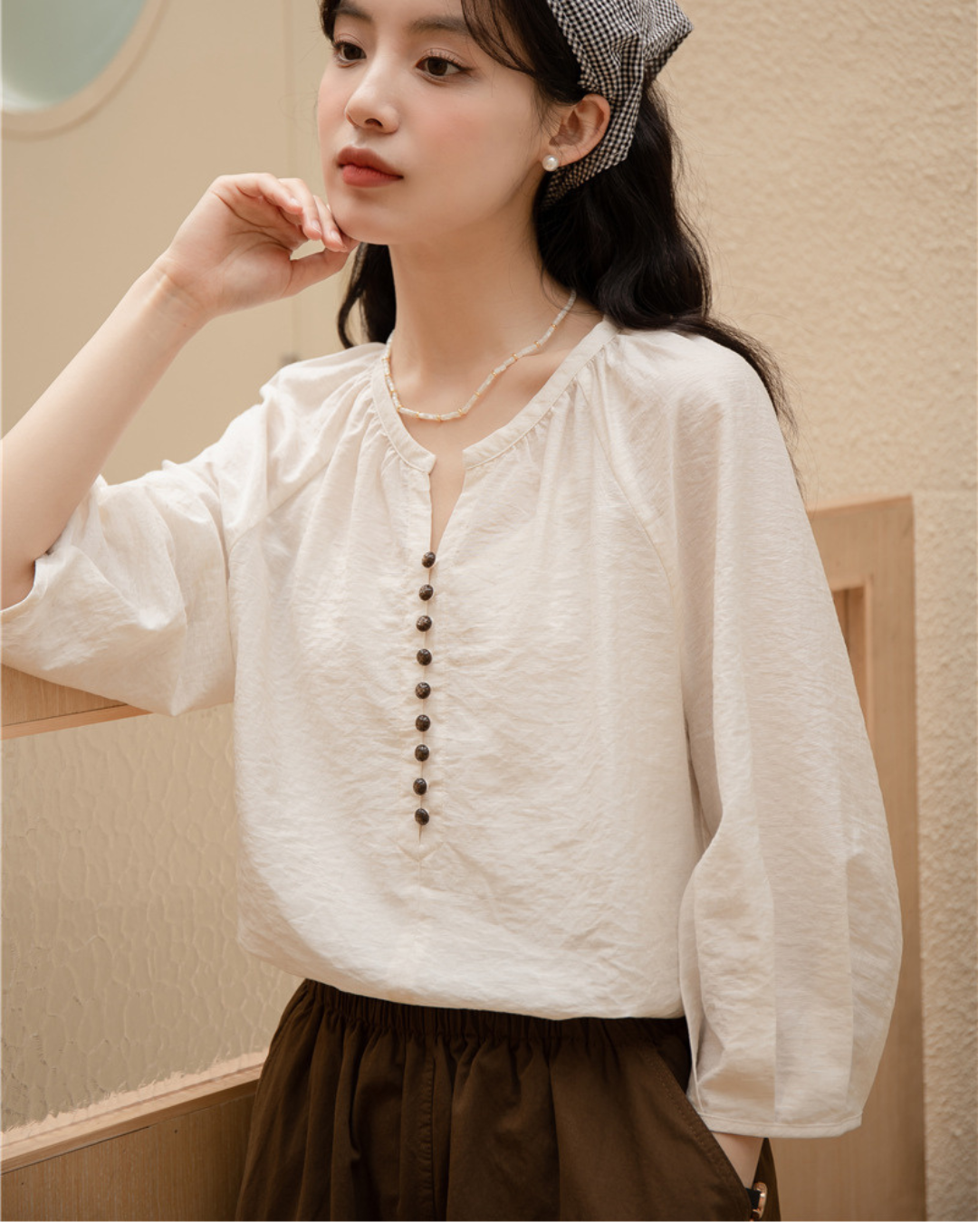 Elise Calm Button Linen Blouse