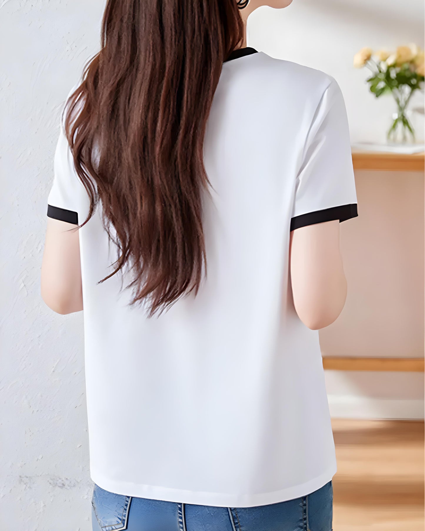 Elora Bloom Line Cotton T-Shirt