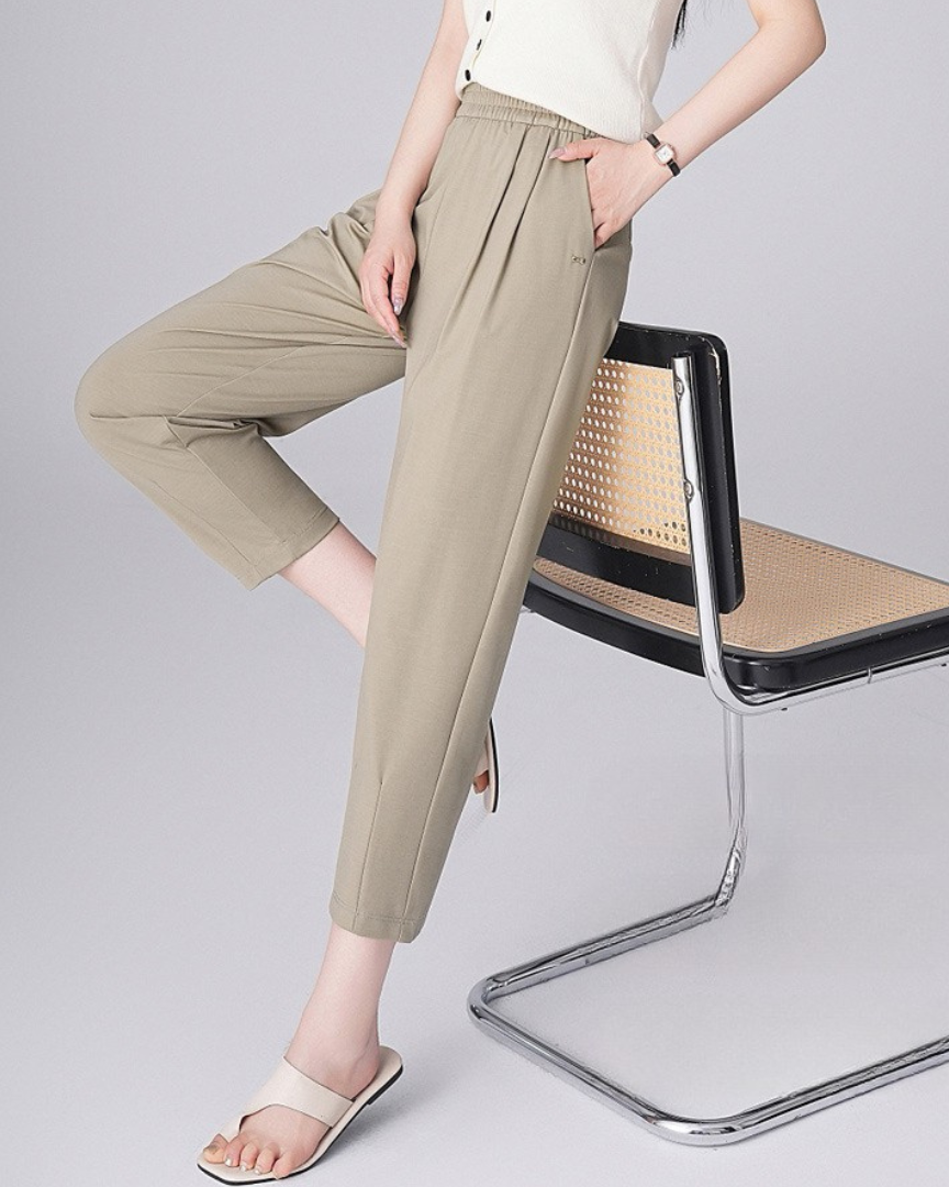 Aveline Soft Pleat Relaxed Pants