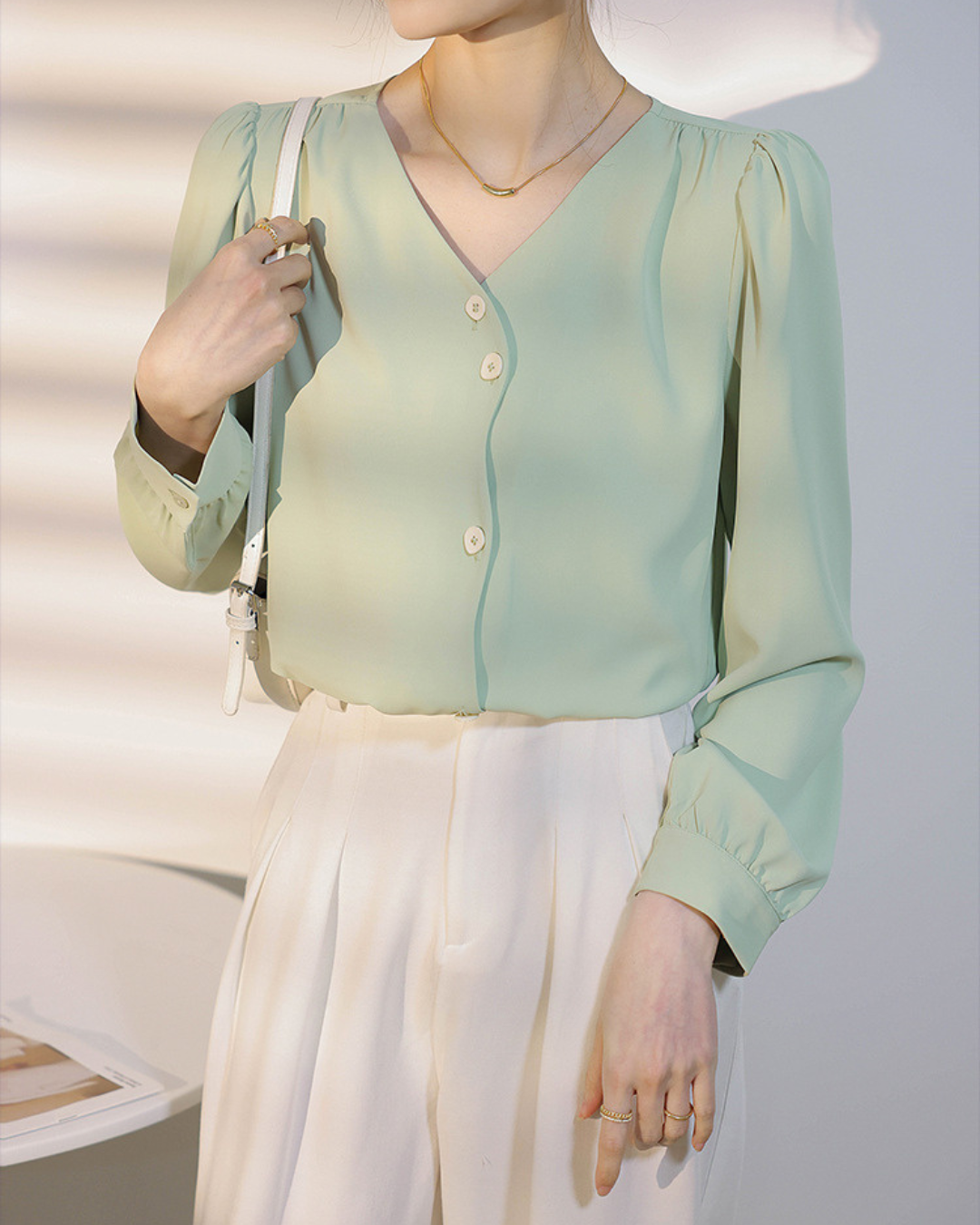 Mira Ease Wave Button Blouse