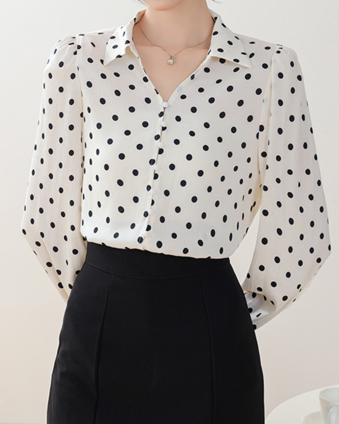 Mira Dot Soft Cuff Blouse