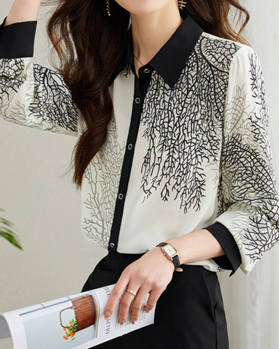 Selene Whisper Line Blouse