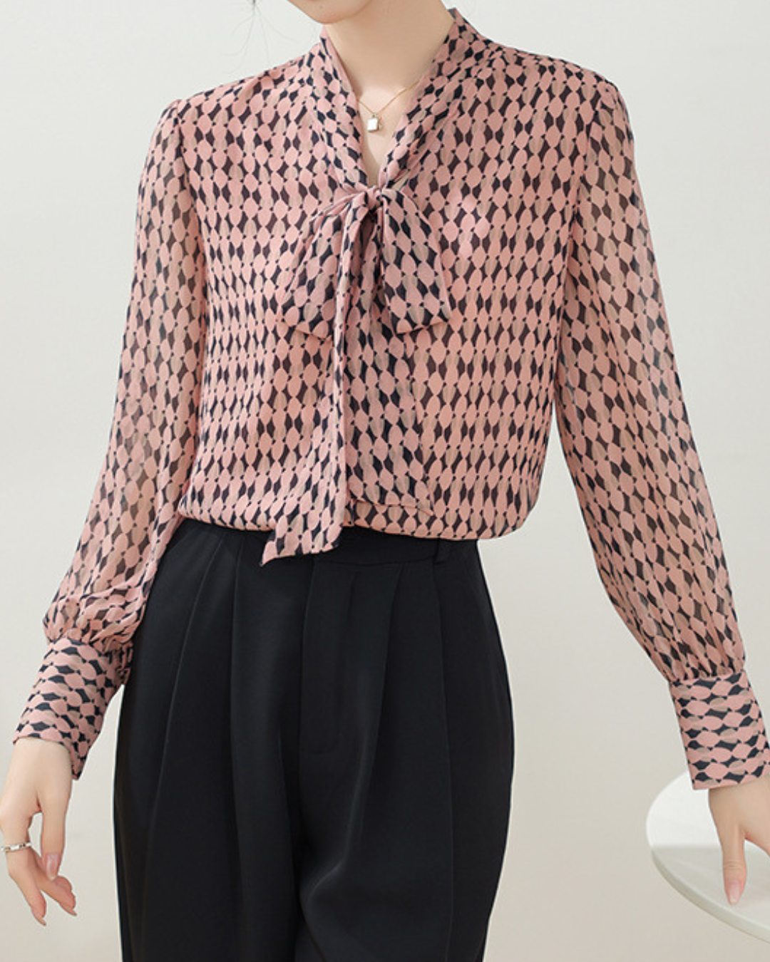 Mila Calm Geo Blouse