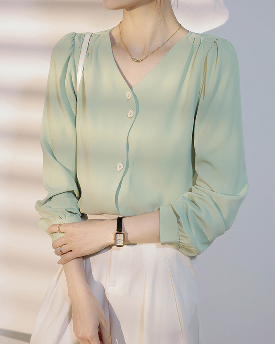 Mira Ease Wave Button Blouse