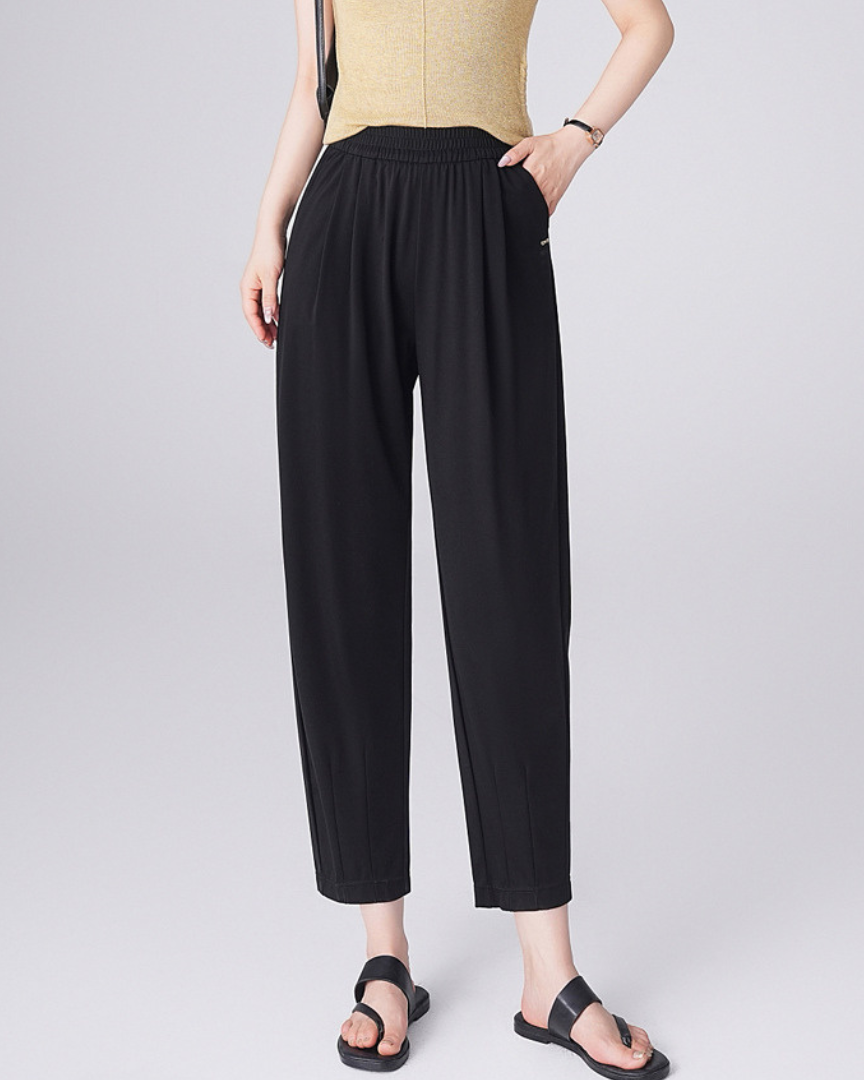 Aveline Soft Pleat Relaxed Pants