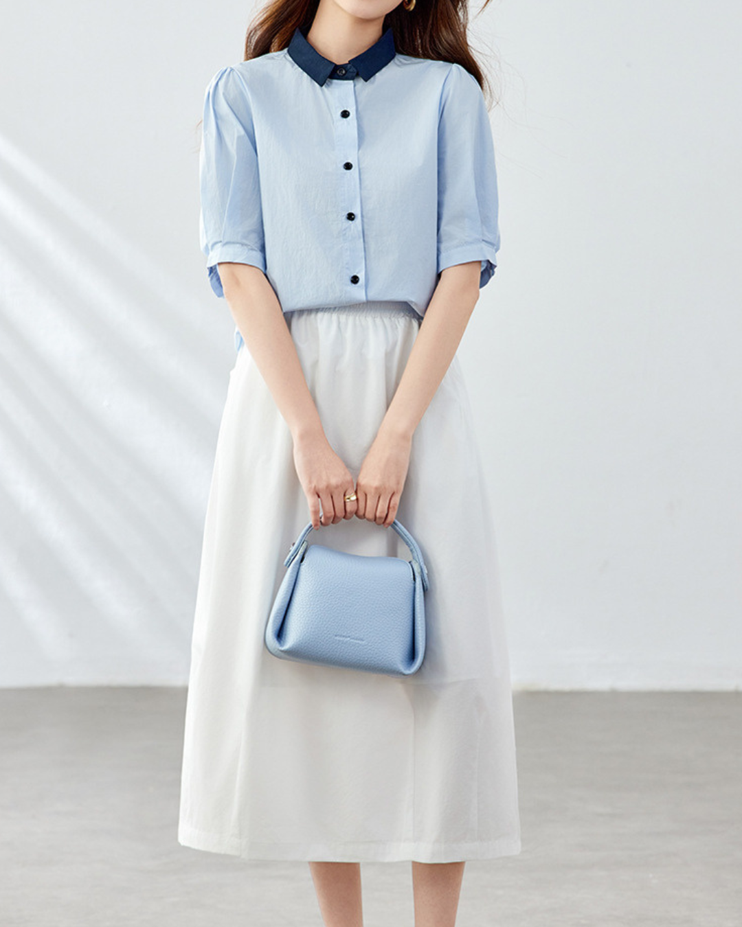 Mira Soft Contrast Collar Blouse