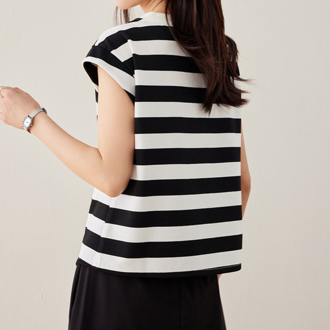Lina Bold Stripe V T-Shirt