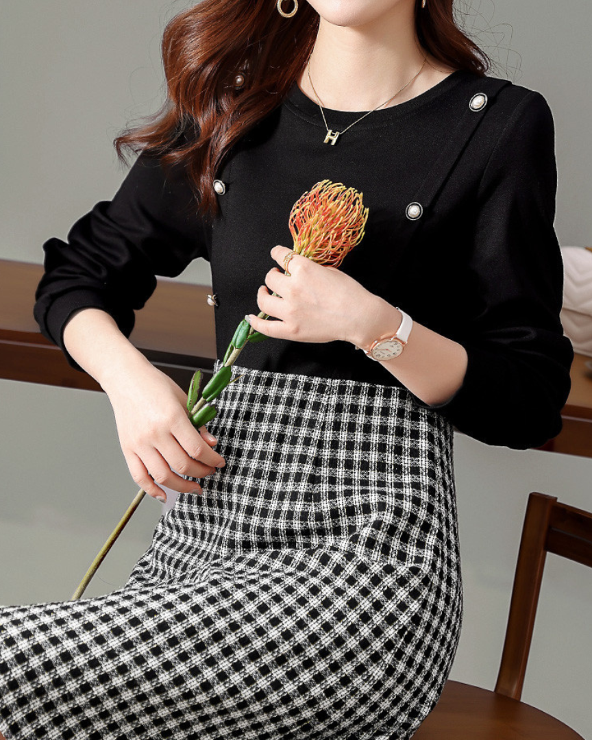 Noir Ease Check Knit Dress
