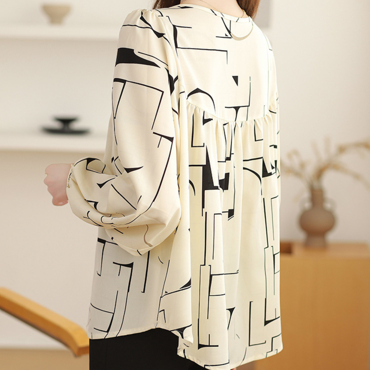 Aria Ease Sketch Blouse