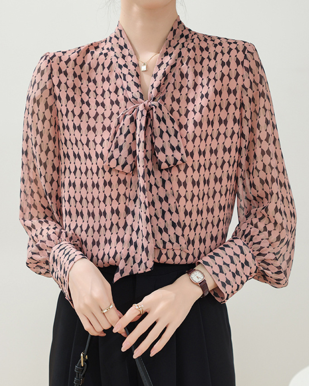 Mila Calm Geo Blouse