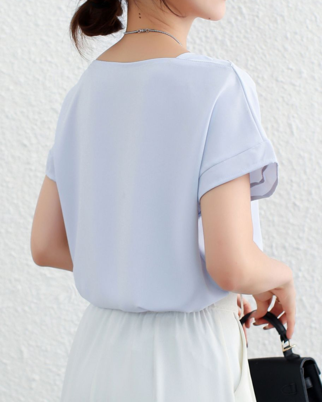 Isla Airy Curve Sleeve Blouse