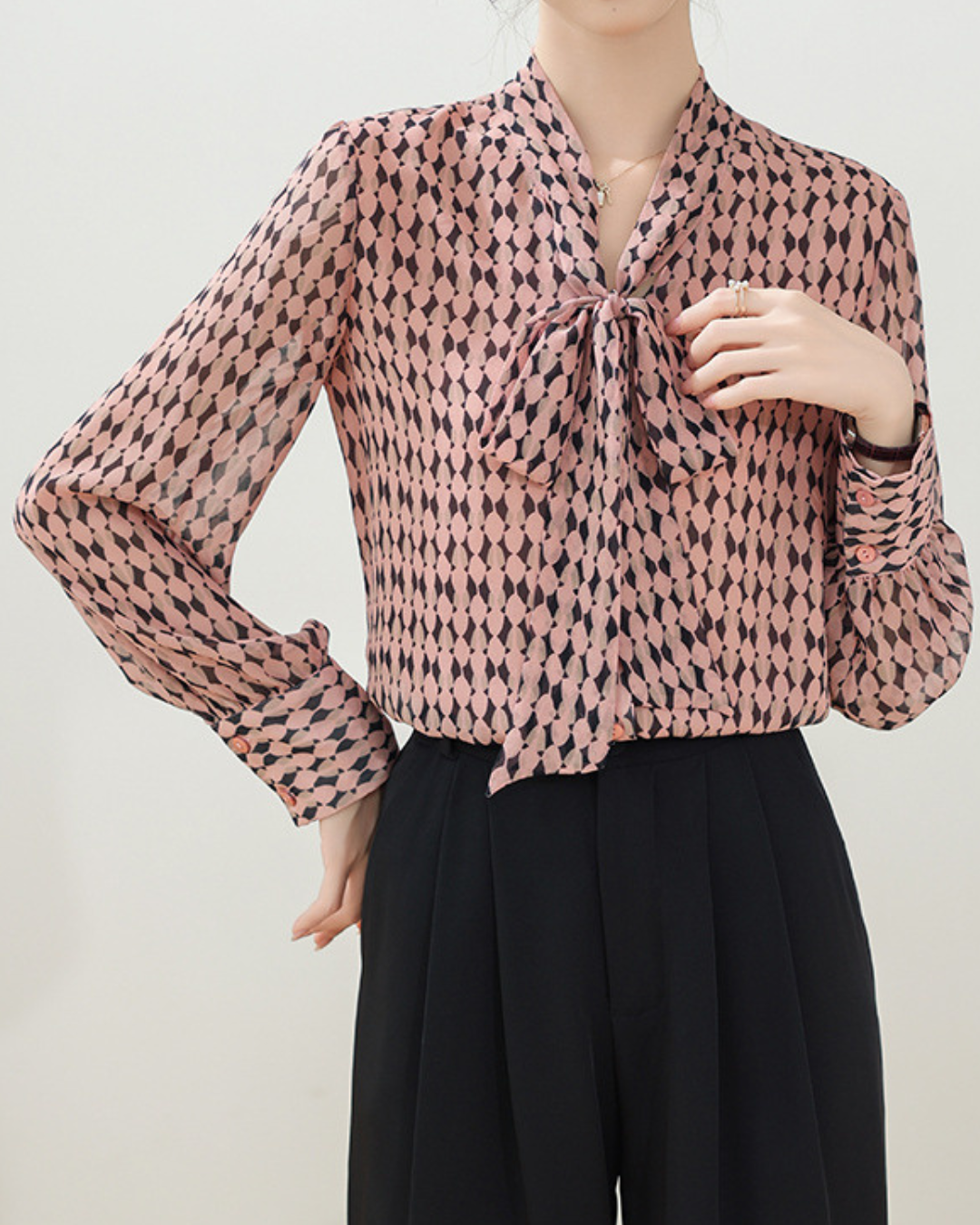 Mila Calm Geo Blouse