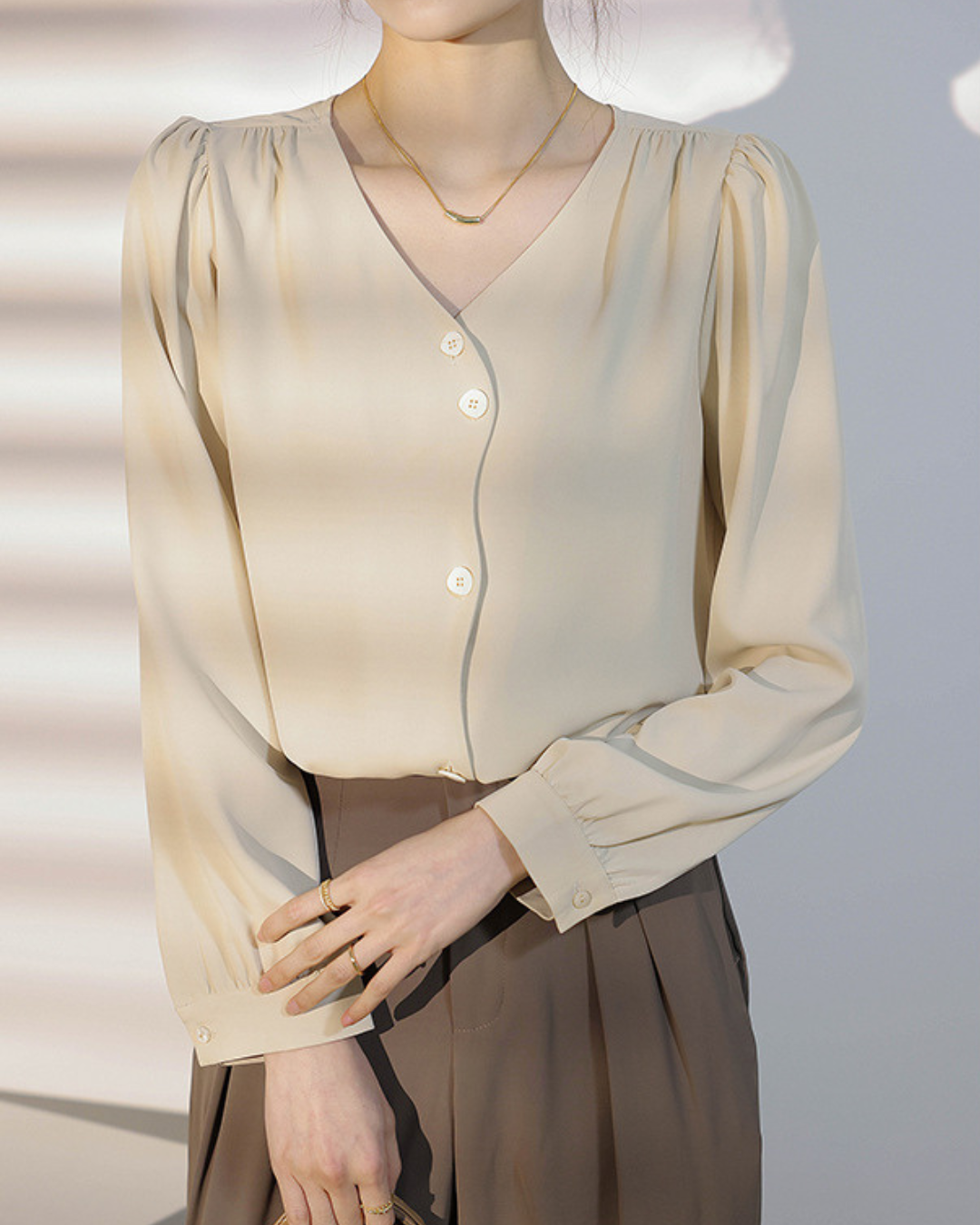Mira Ease Wave Button Blouse