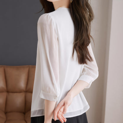 Nora Soft Curve Sleeve Blouse