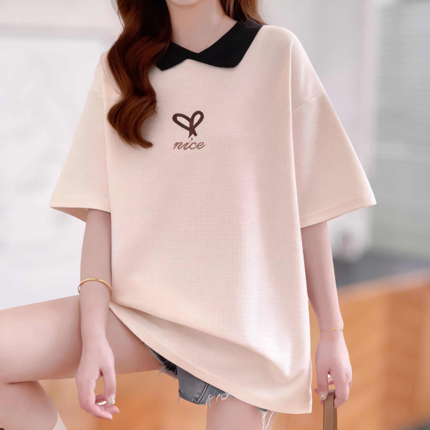 Lilou Heart Collar T-Shirt