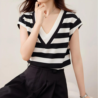Lina Bold Stripe V T-Shirt