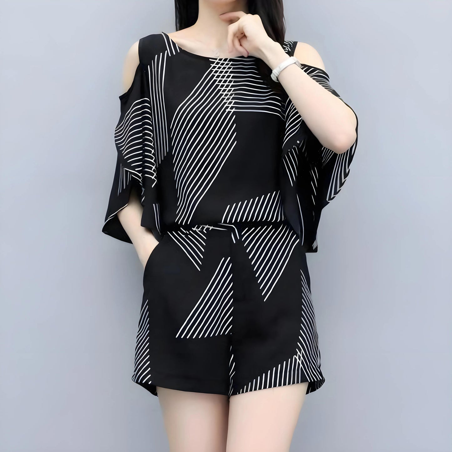 Leora Flow Stripe Set