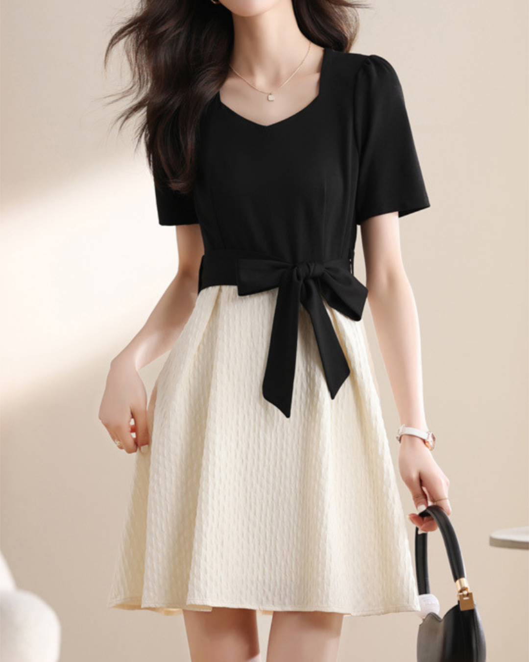 Vivian Contrast Bow Midi Dress