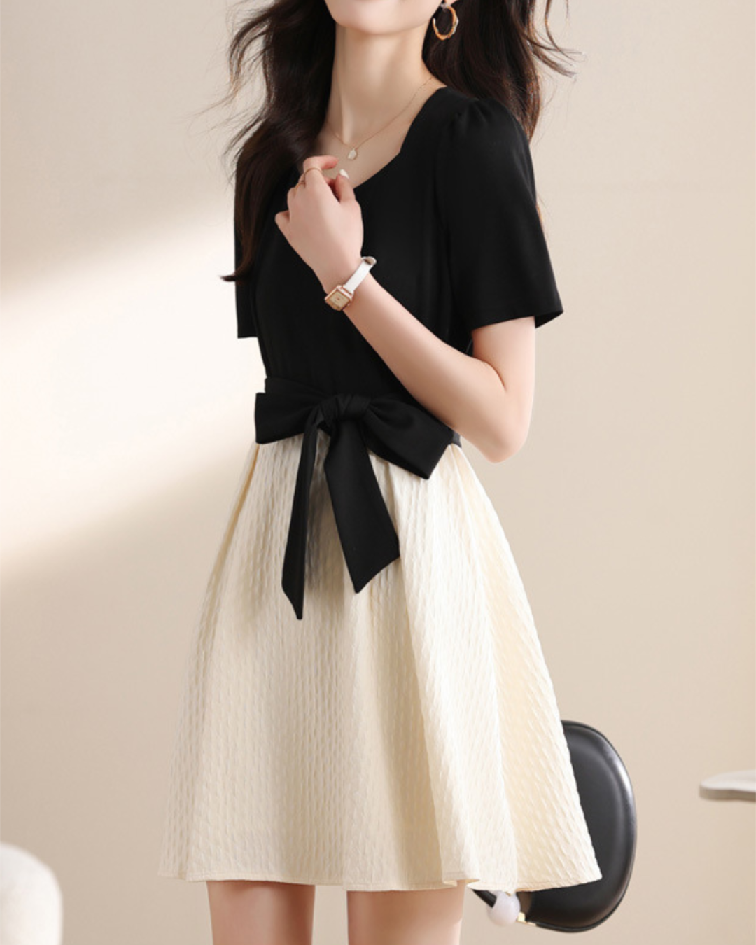 Vivian Contrast Bow Midi Dress