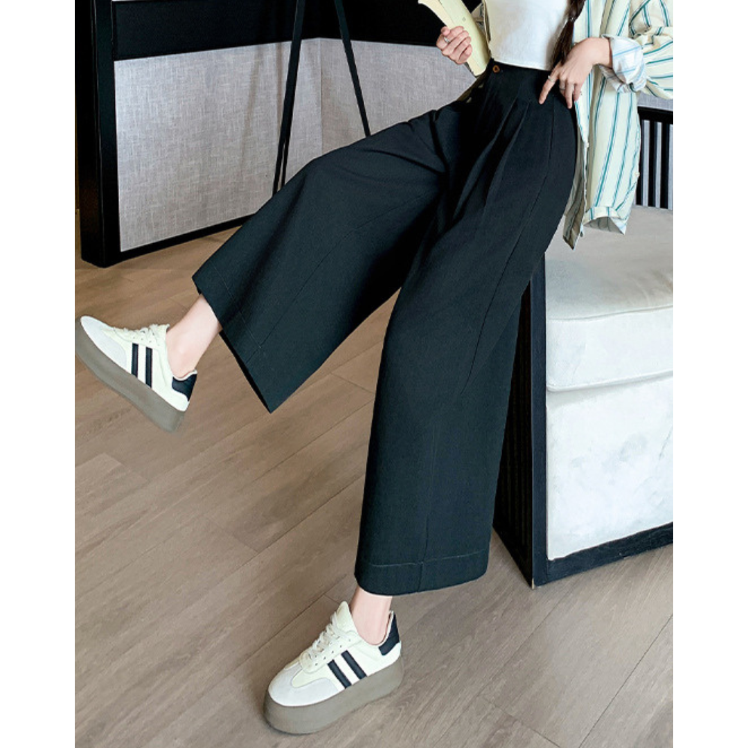 Mara Ease Crop Pleat Pants