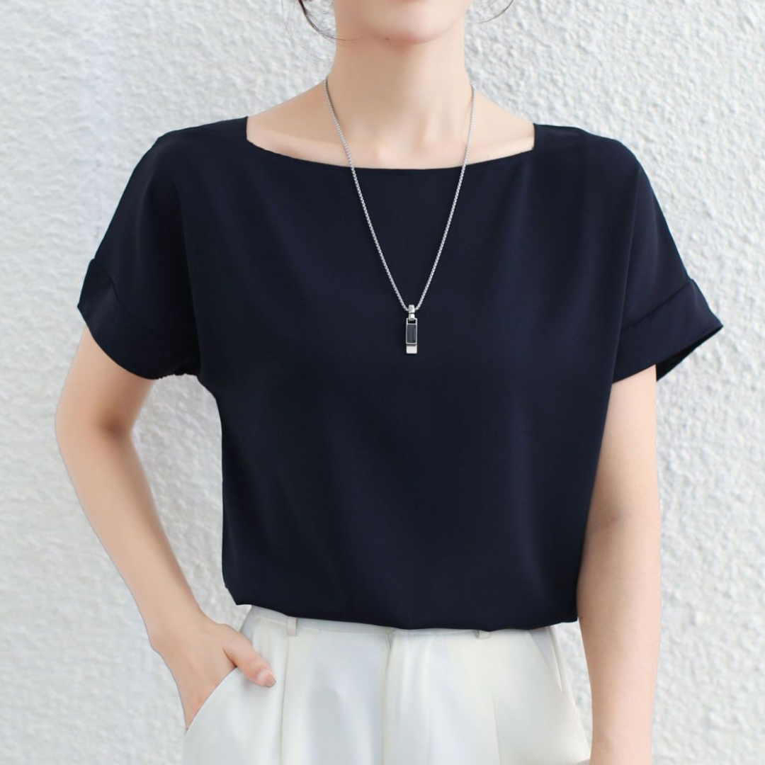 Isla Airy Curve Sleeve Blouse