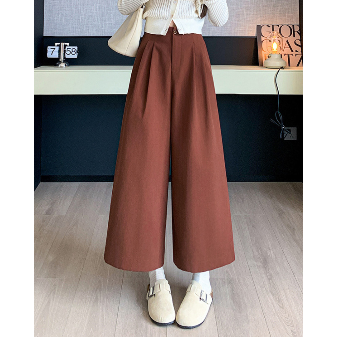 Mara Ease Crop Pleat Pants