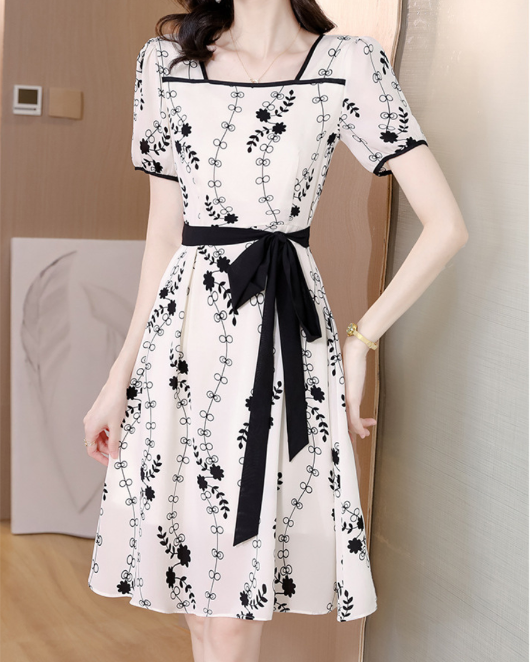 Viola Garden Trim Midi Dress