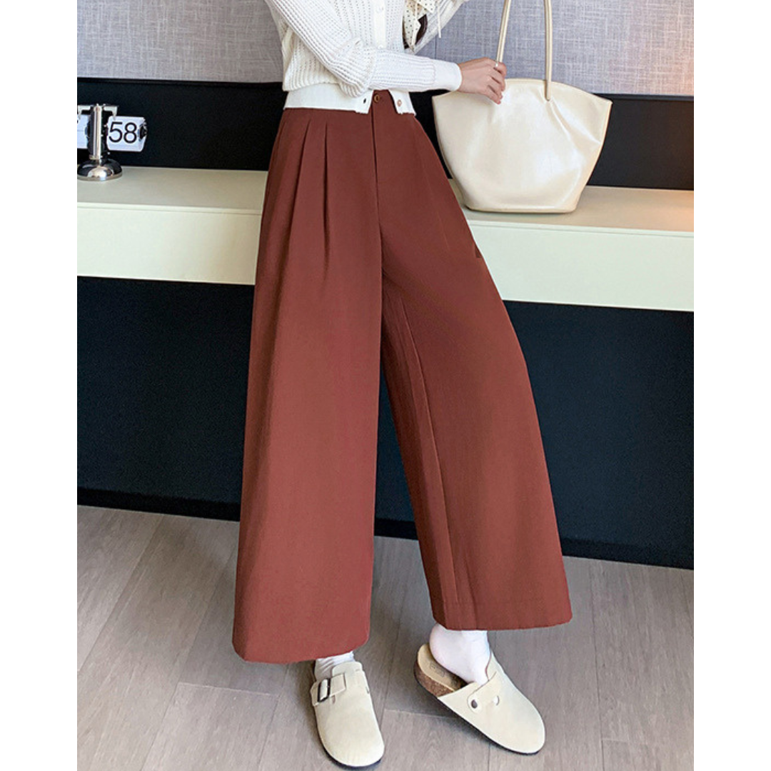 Mara Ease Crop Pleat Pants