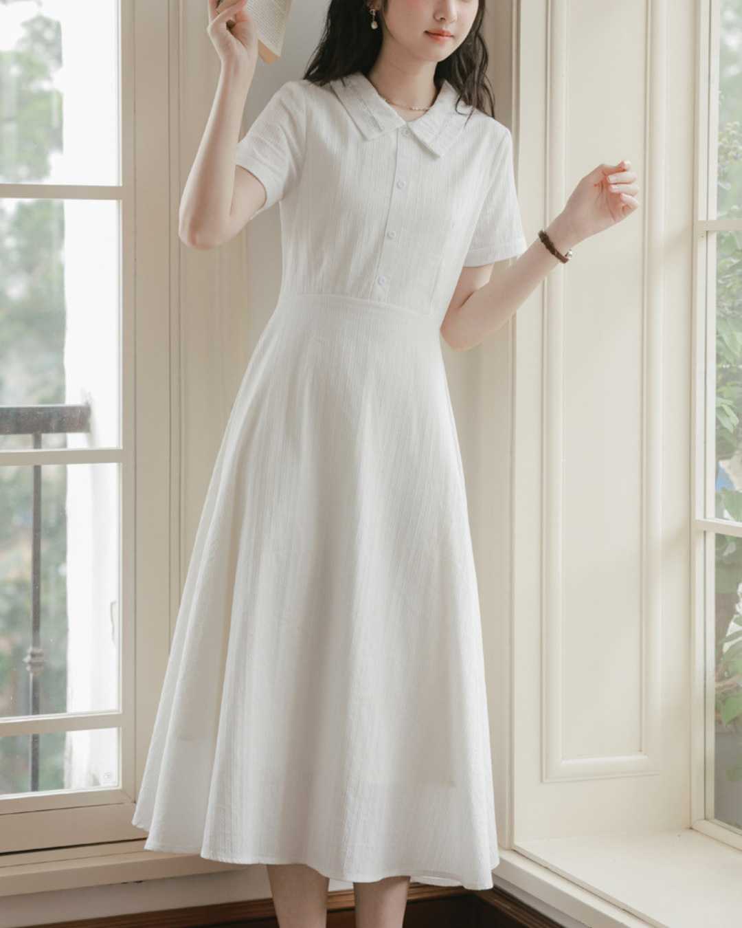 Eira Light Collar Midi Dress