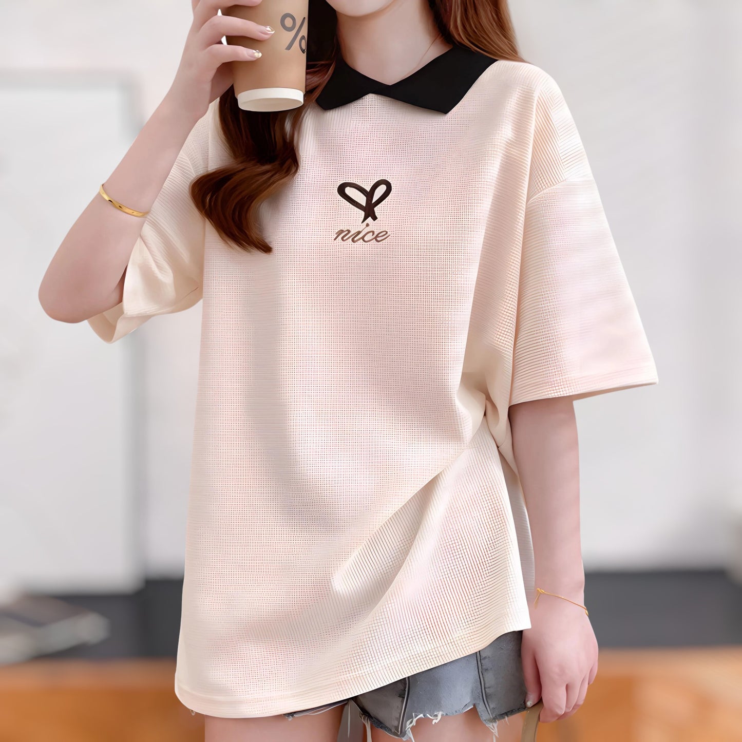 Lilou Heart Collar T-Shirt