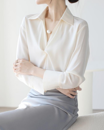 Elise Flow Light Drape Blouse