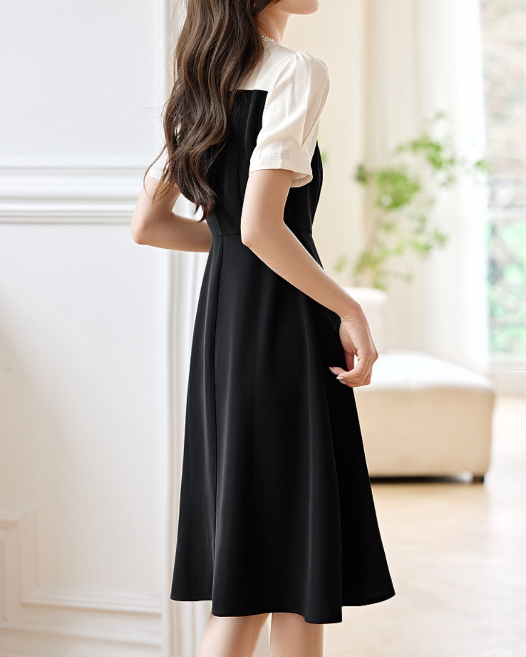 Elise Soft Contrast Day Dress