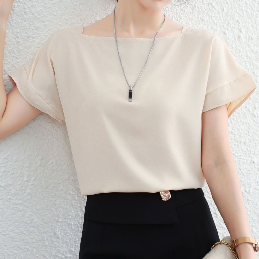 Isla Airy Curve Sleeve Blouse