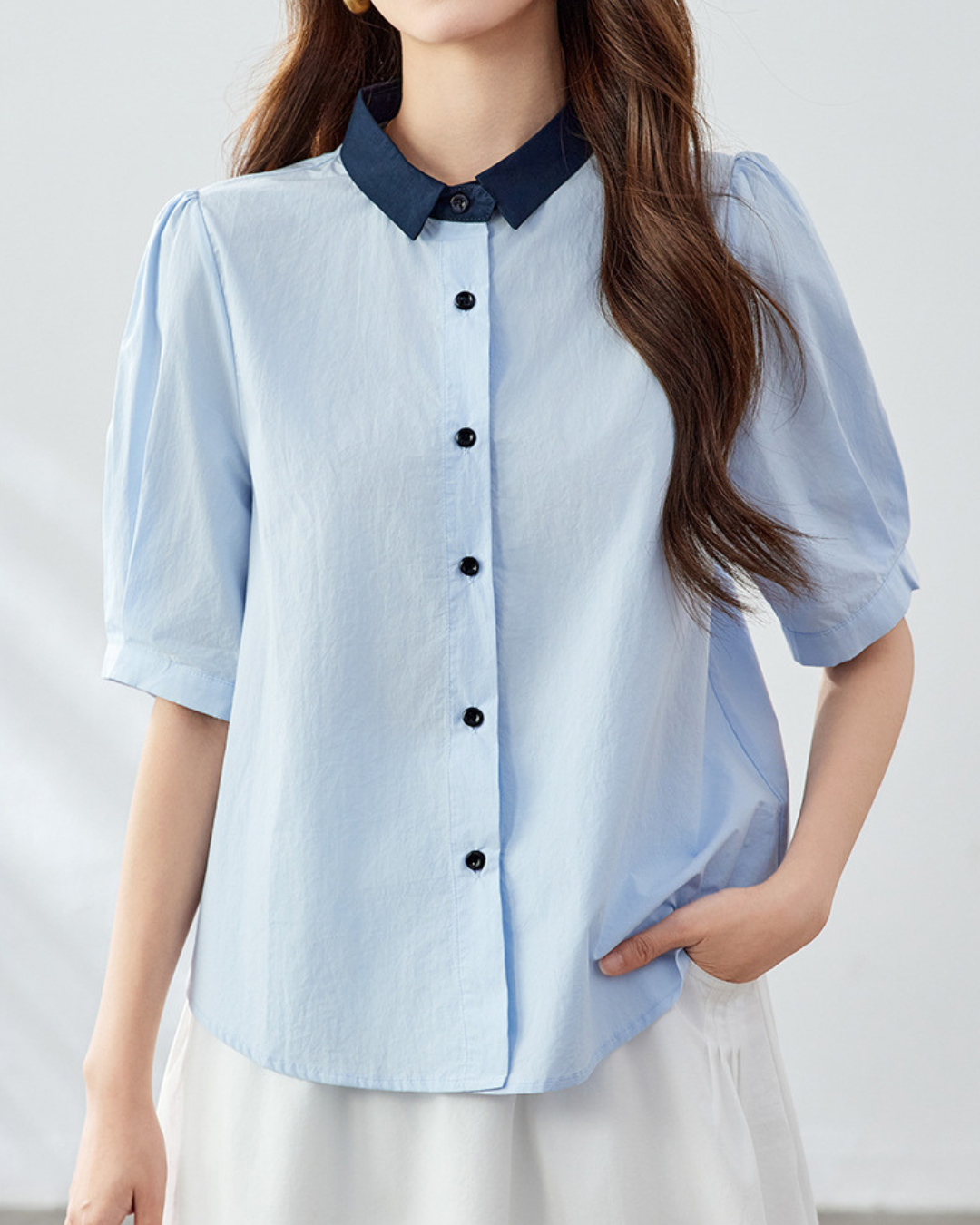Mira Soft Contrast Collar Blouse