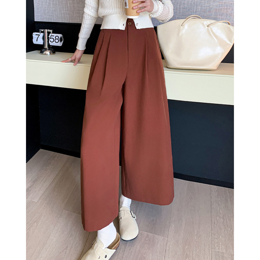 Mara Ease Crop Pleat Pants