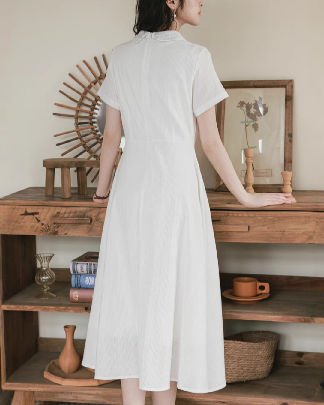 Eira Light Collar Midi Dress