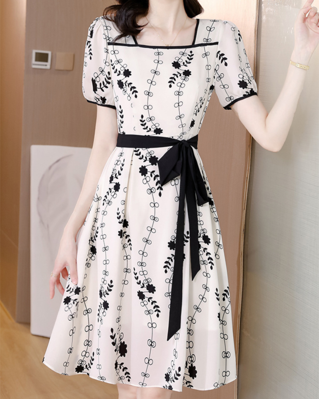 Viola Garden Trim Midi Dress