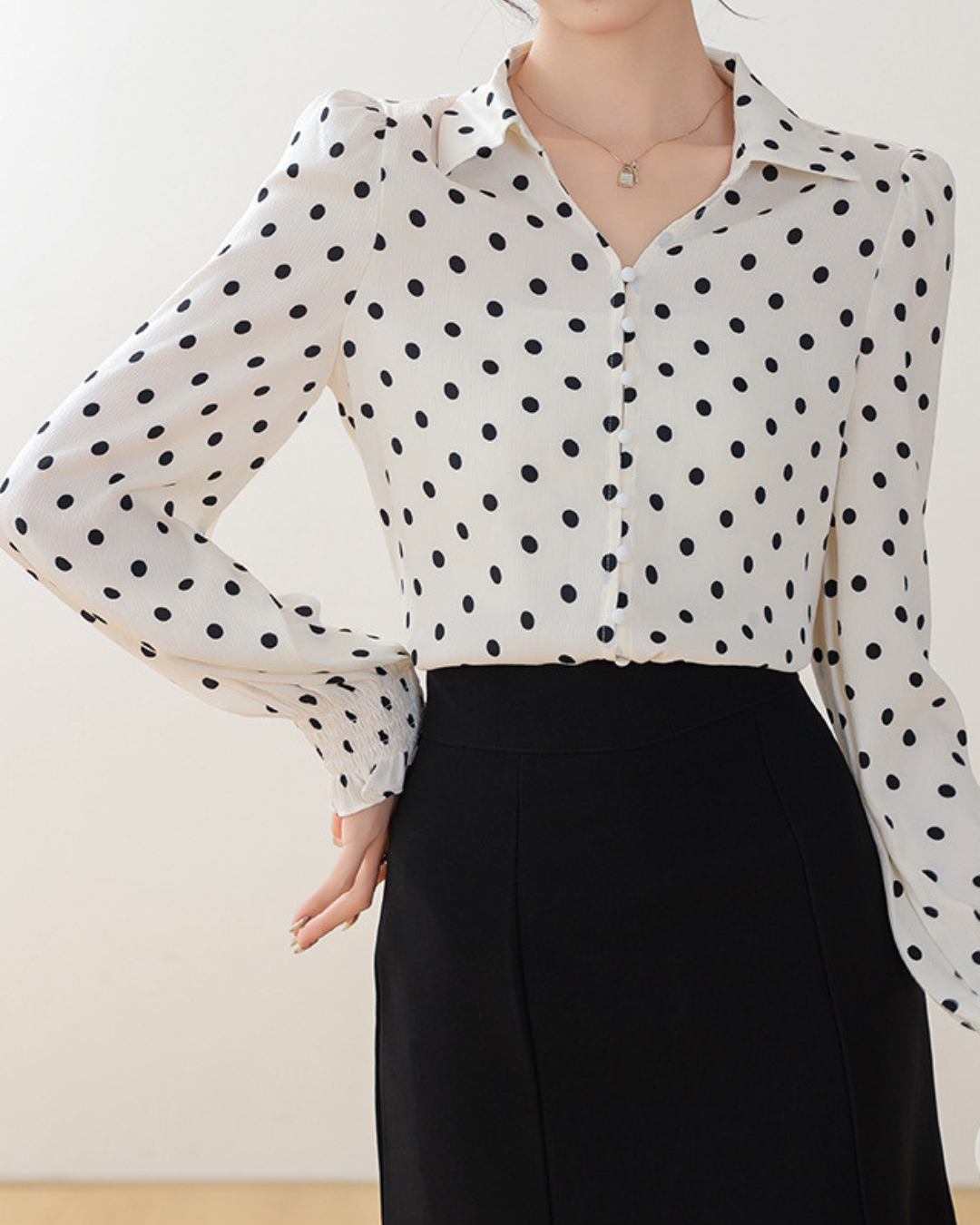 Mira Dot Soft Cuff Blouse