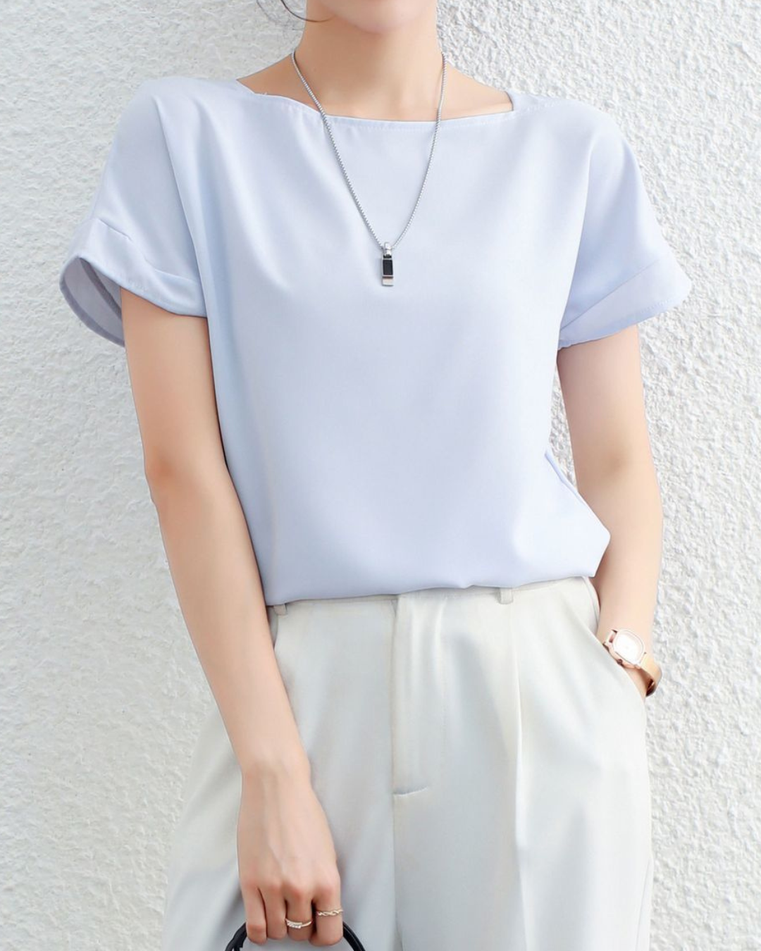 Isla Airy Curve Sleeve Blouse